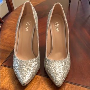 Size 8 glitter silver heels